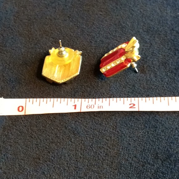 Vintage Christmas Trees & Gifts Earrings - Picture 3 of 6